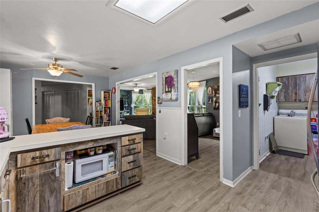 待售: $472,000 (3 贝兹, 2 浴室, 1753 平方英尺)