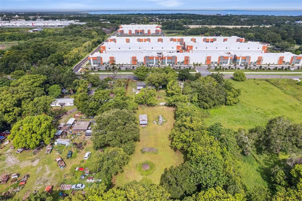 For Sale: $1,000,000 (3 beds, 2 baths, 1676 Square Feet)