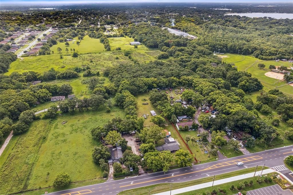 For Sale: $1,000,000 (3 beds, 2 baths, 1676 Square Feet)
