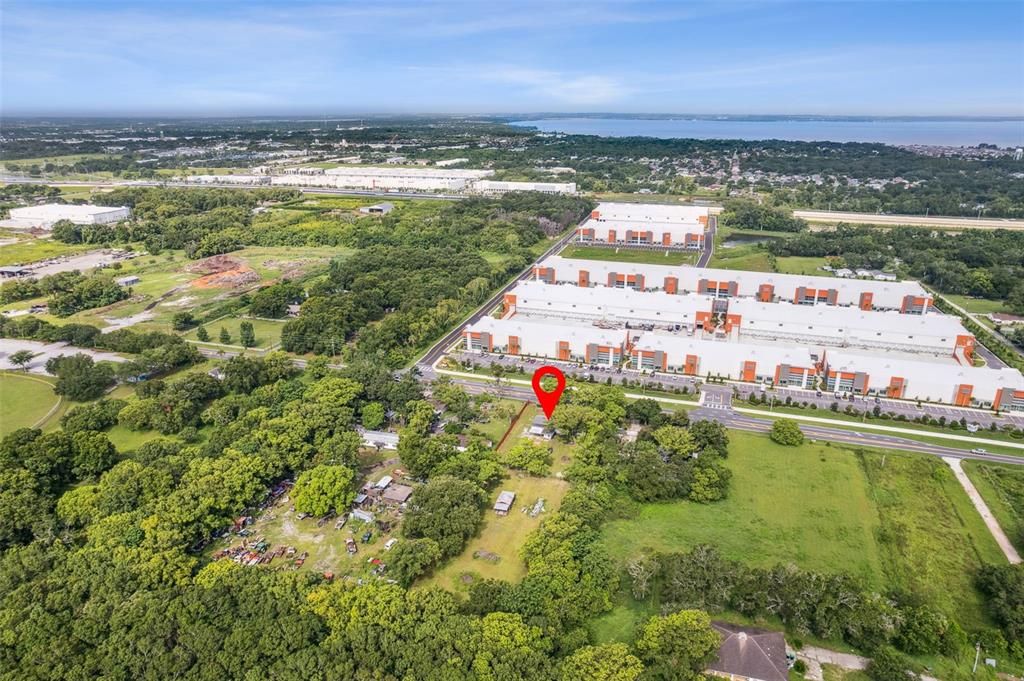 For Sale: $1,000,000 (3 beds, 2 baths, 1676 Square Feet)