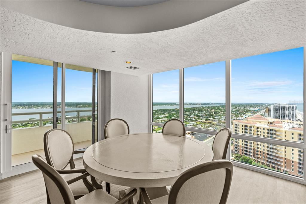 待售: $449,000 (2 贝兹, 2 浴室, 1380 平方英尺)