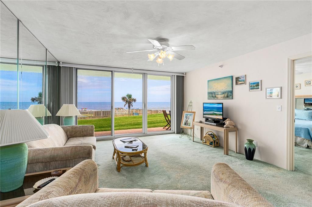 待售: $449,000 (2 贝兹, 2 浴室, 1380 平方英尺)