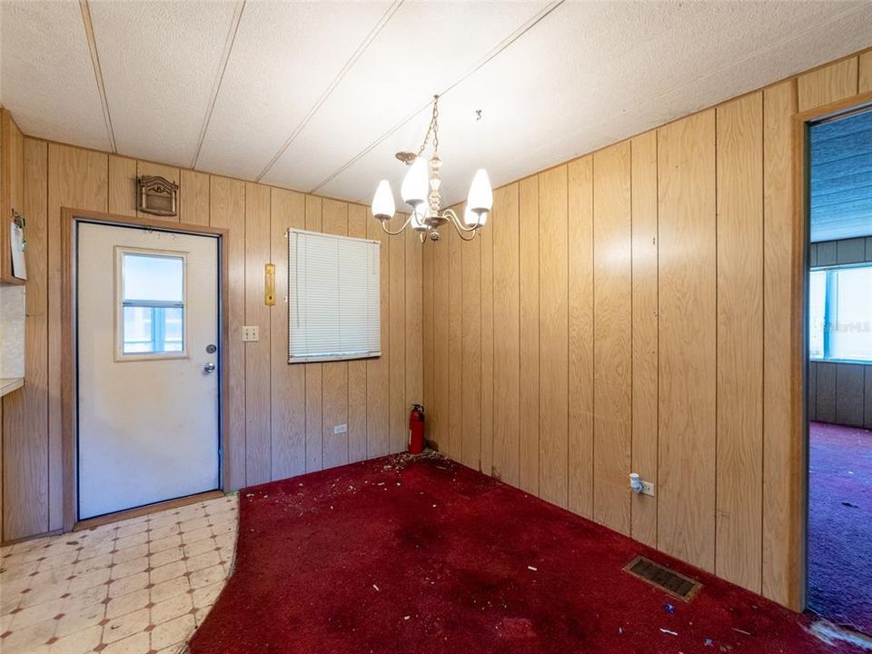 На продажу: $80,000 (2 спален, 2 ванн, 957 Квадратных фут)