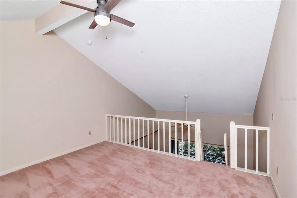 Activo con contrato: $2,700 (3 camas, 3 baños, 1700 Pies cuadrados)