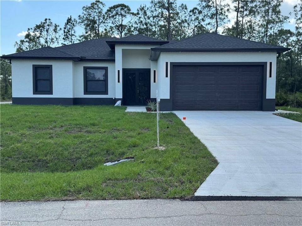 Recently Sold: $375,000 (4 beds, 2 baths, 1570 Square Feet)