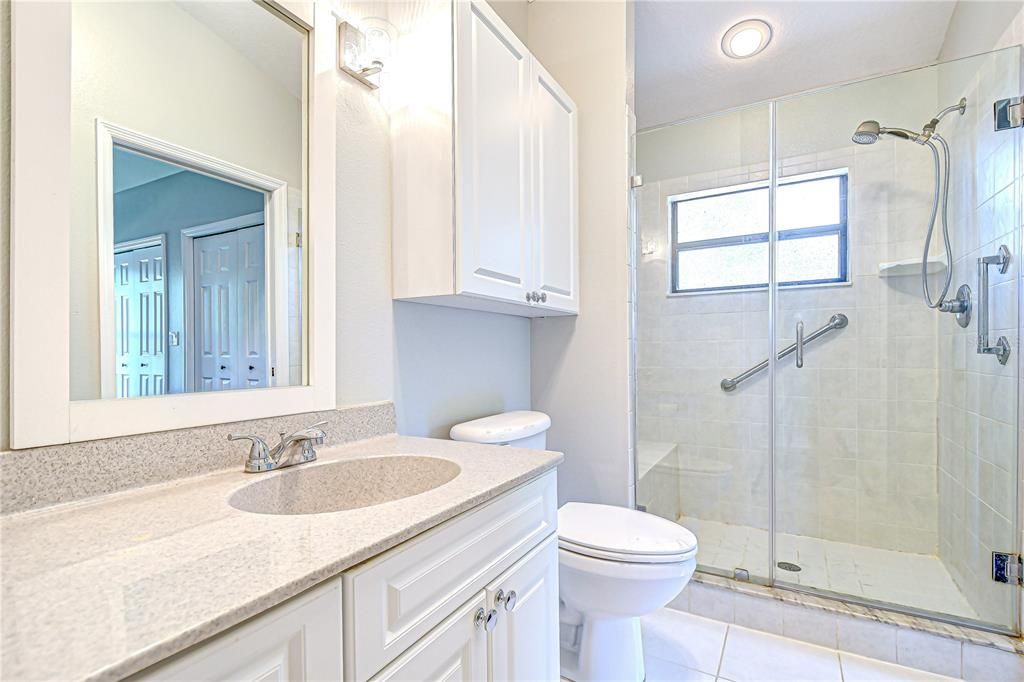 For Sale: $535,000 (5 beds, 3 baths, 2880 Square Feet)