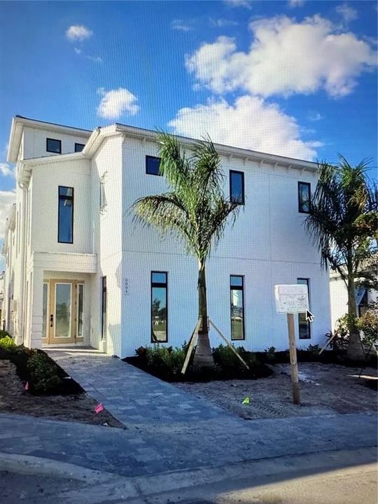 Recently Sold: $1,712,099 (5 beds, 4 baths, 3604 Square Feet)