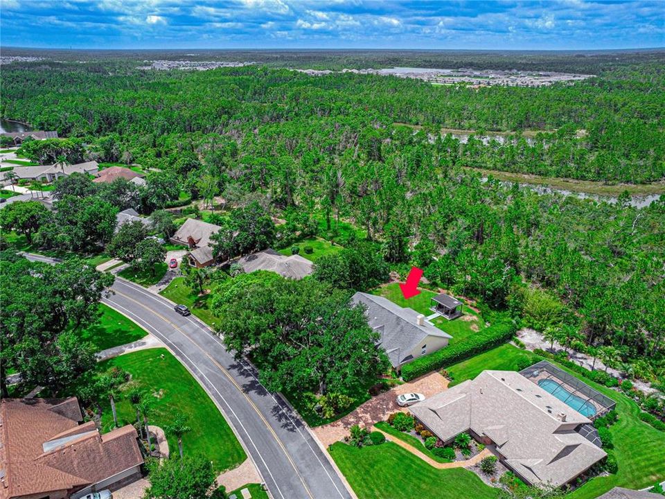 Activo con contrato: $595,000 (4 camas, 2 baños, 2779 Pies cuadrados)