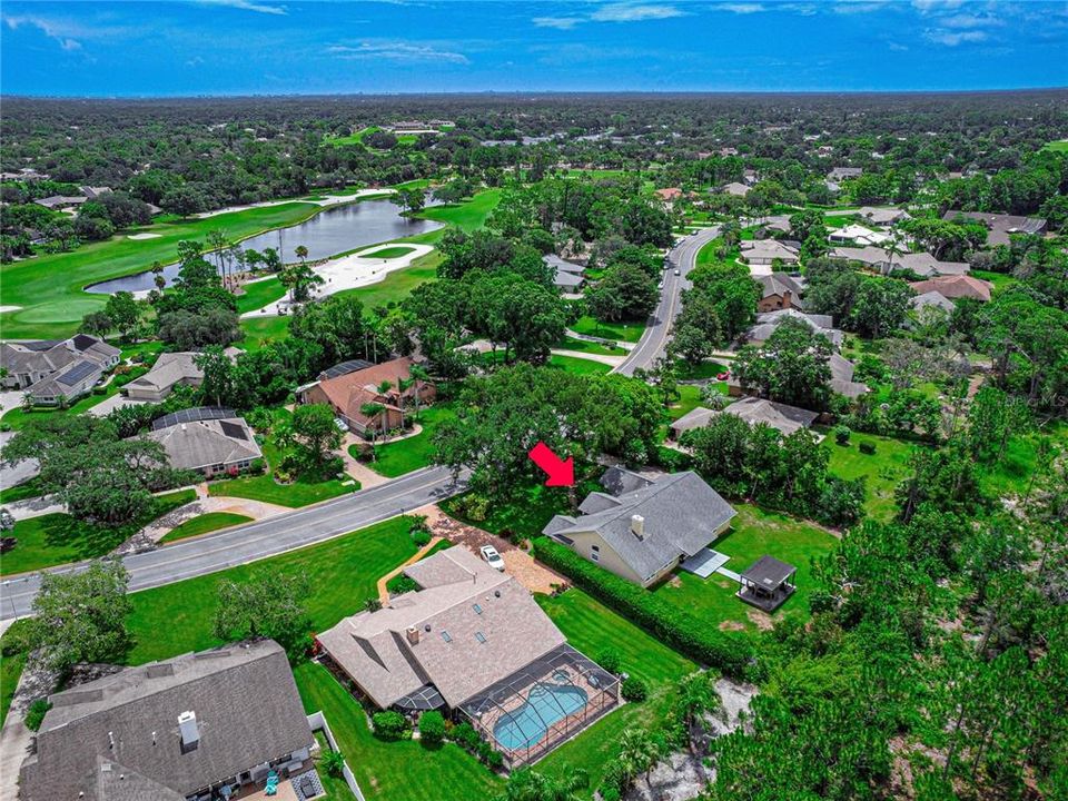 Activo con contrato: $595,000 (4 camas, 2 baños, 2779 Pies cuadrados)