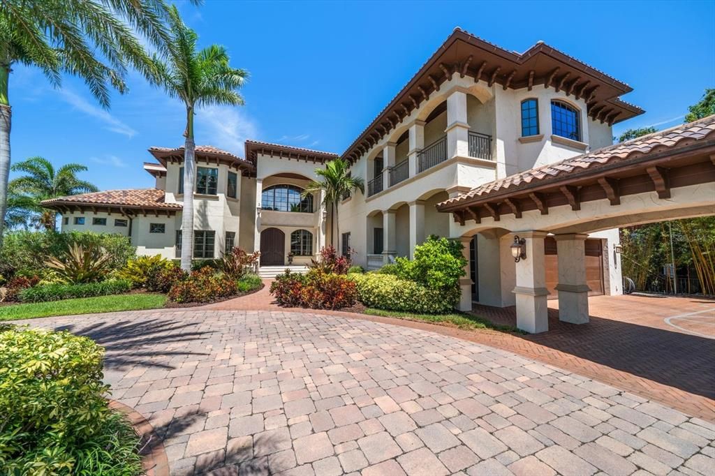 待售: $9,825,000 (5 贝兹, 6 浴室, 8649 平方英尺)