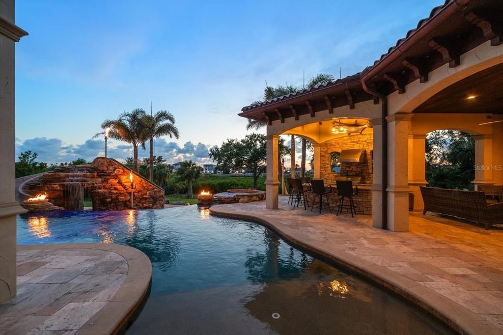 待售: $9,825,000 (5 贝兹, 6 浴室, 8649 平方英尺)