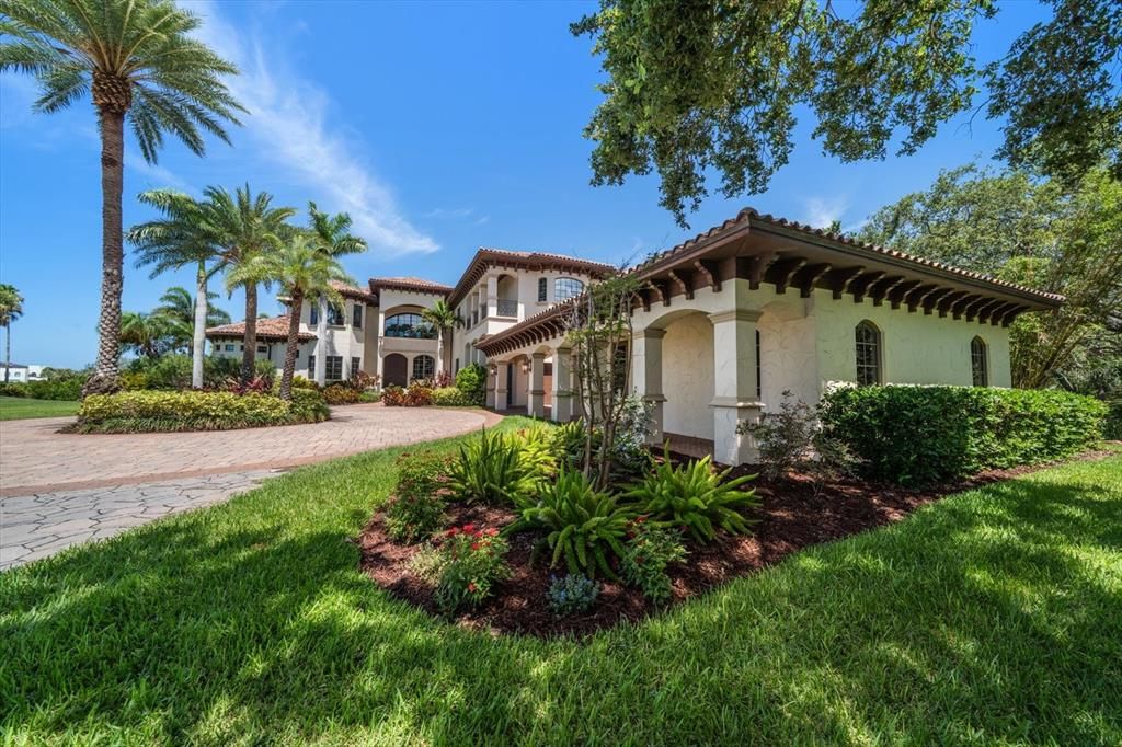 待售: $9,825,000 (5 贝兹, 6 浴室, 8649 平方英尺)