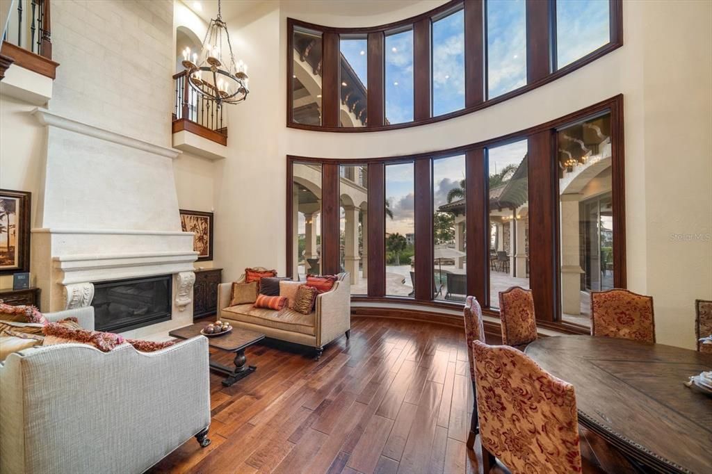 待售: $9,825,000 (5 贝兹, 6 浴室, 8649 平方英尺)