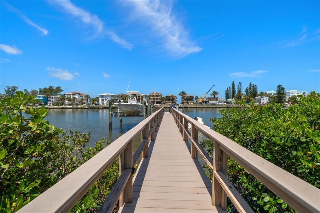 待售: $9,825,000 (5 贝兹, 6 浴室, 8649 平方英尺)