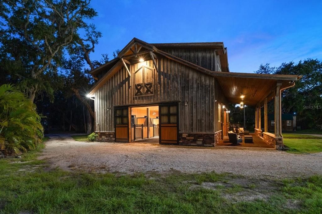 待售: $9,825,000 (5 贝兹, 6 浴室, 8649 平方英尺)