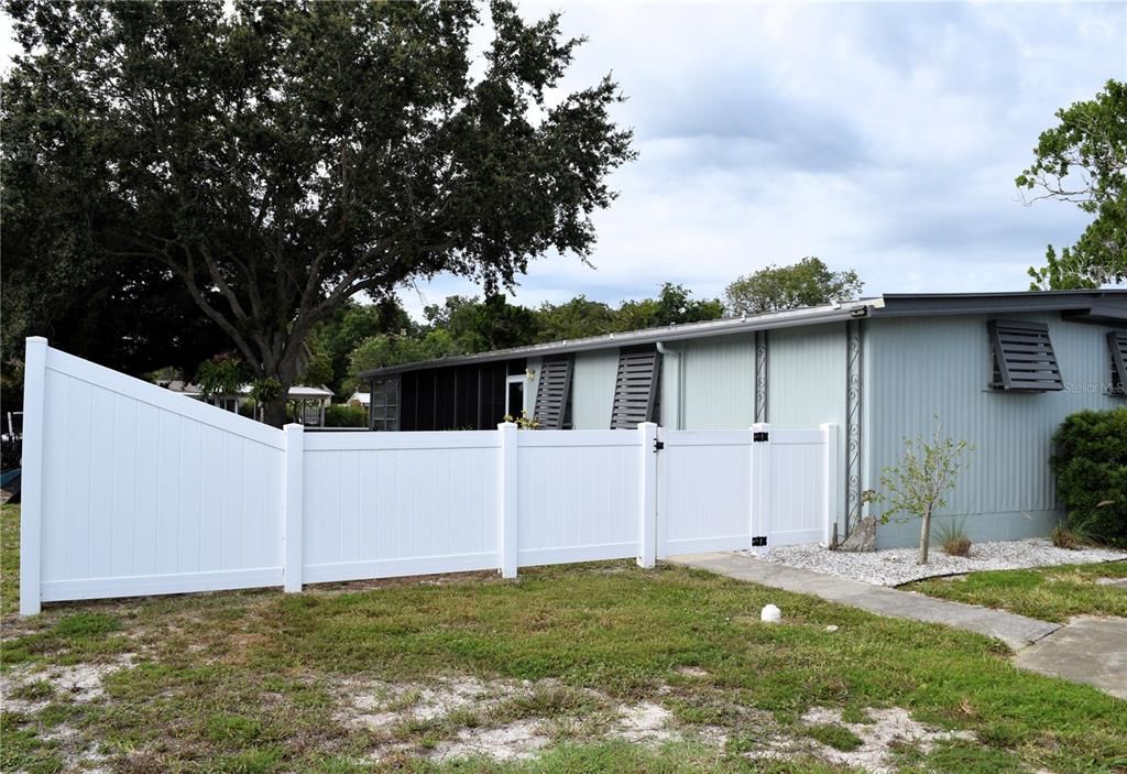 最近售出: $289,000 (2 贝兹, 2 浴室, 1290 平方英尺)