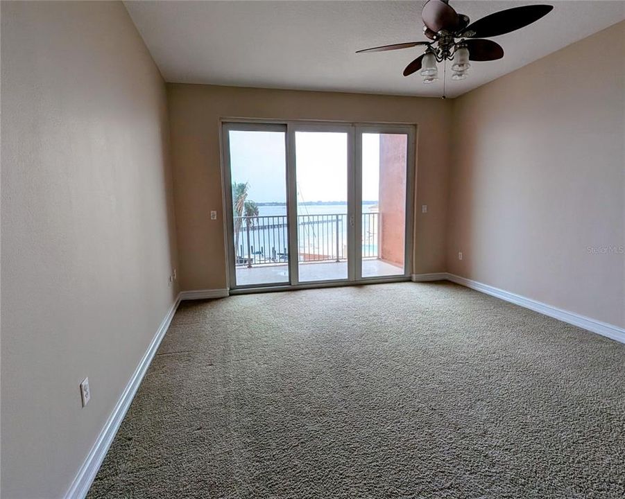 待售: $799,900 (3 贝兹, 3 浴室, 2910 平方英尺)