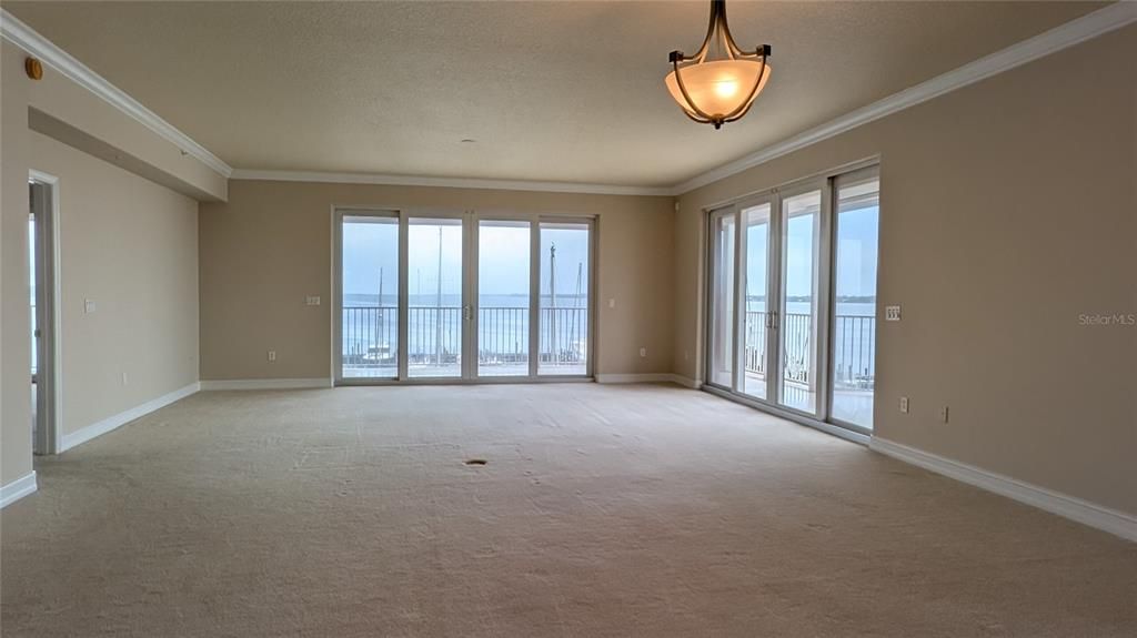 待售: $799,900 (3 贝兹, 3 浴室, 2910 平方英尺)