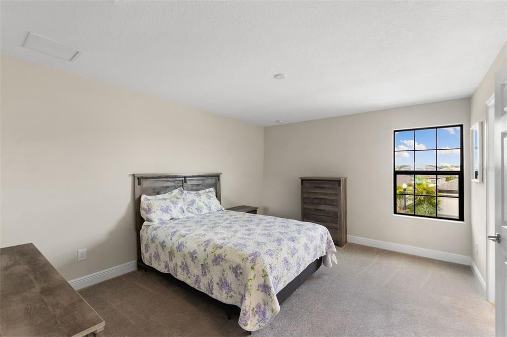 For Sale: $679,900 (5 beds, 4 baths, 3606 Square Feet)