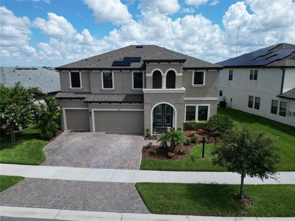 For Sale: $679,900 (5 beds, 4 baths, 3606 Square Feet)