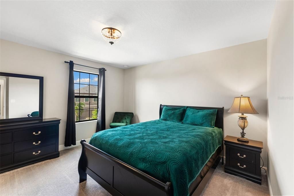 For Sale: $679,900 (5 beds, 4 baths, 3606 Square Feet)