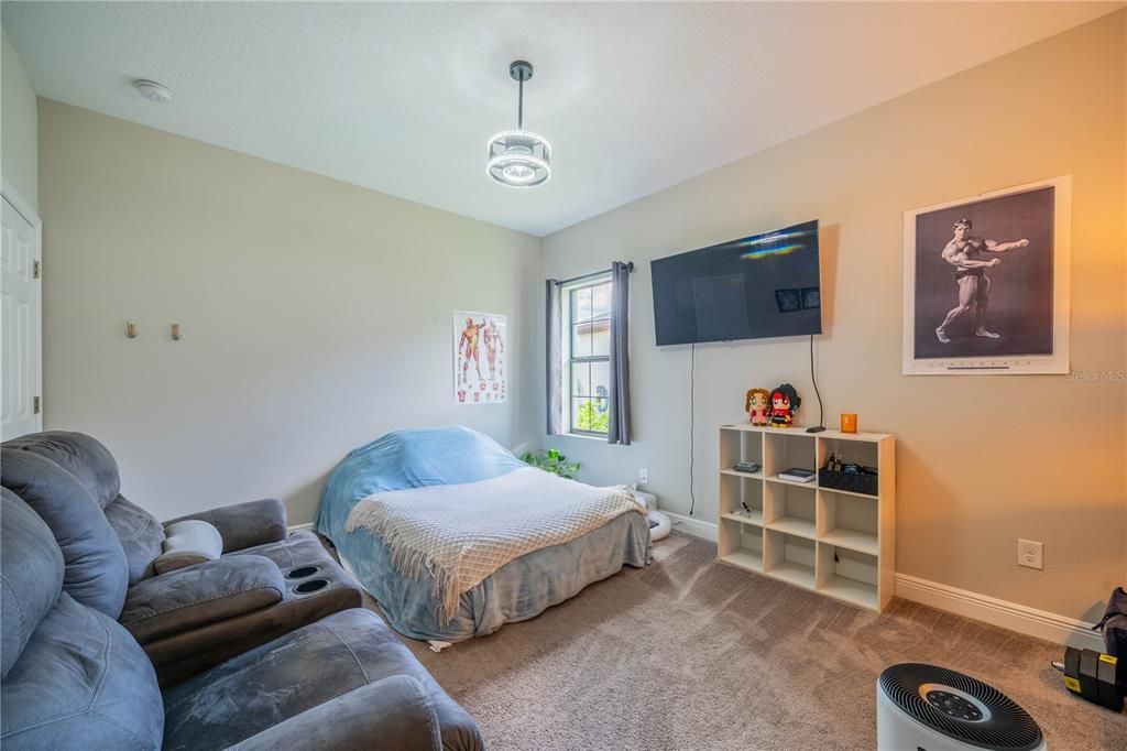 For Sale: $679,900 (5 beds, 4 baths, 3606 Square Feet)