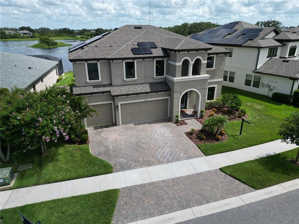 For Sale: $679,900 (5 beds, 4 baths, 3606 Square Feet)