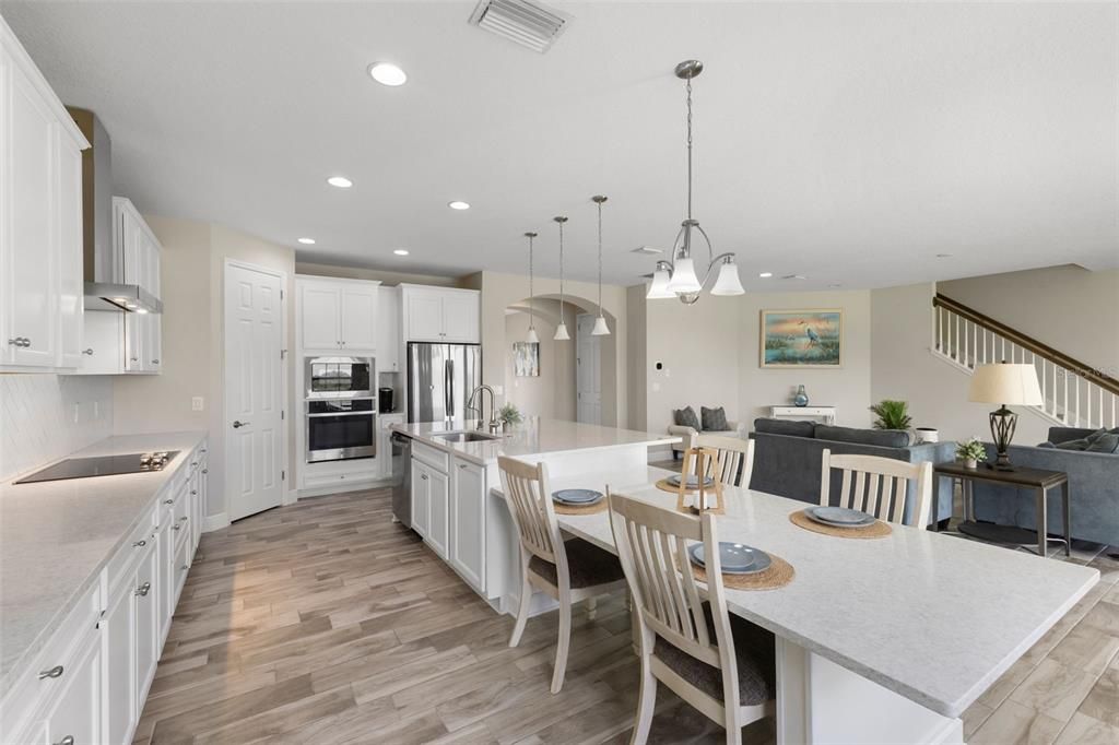 For Sale: $679,900 (5 beds, 4 baths, 3606 Square Feet)