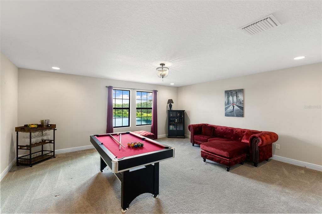 For Sale: $679,900 (5 beds, 4 baths, 3606 Square Feet)