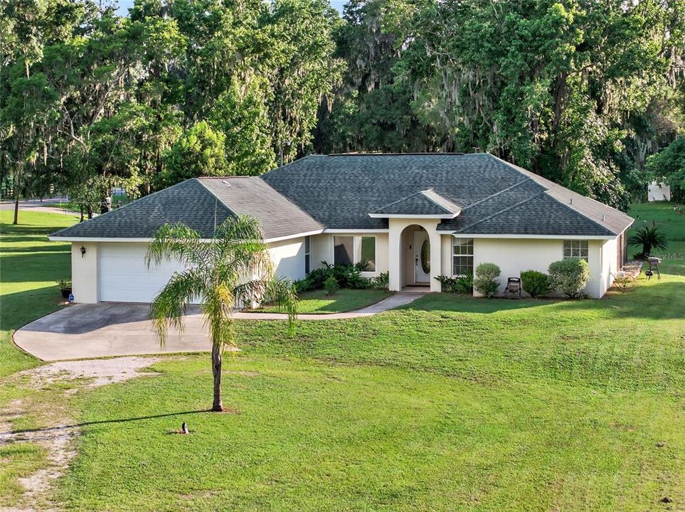 Recently Sold: $585,000 (3 beds, 2 baths, 2072 Square Feet)