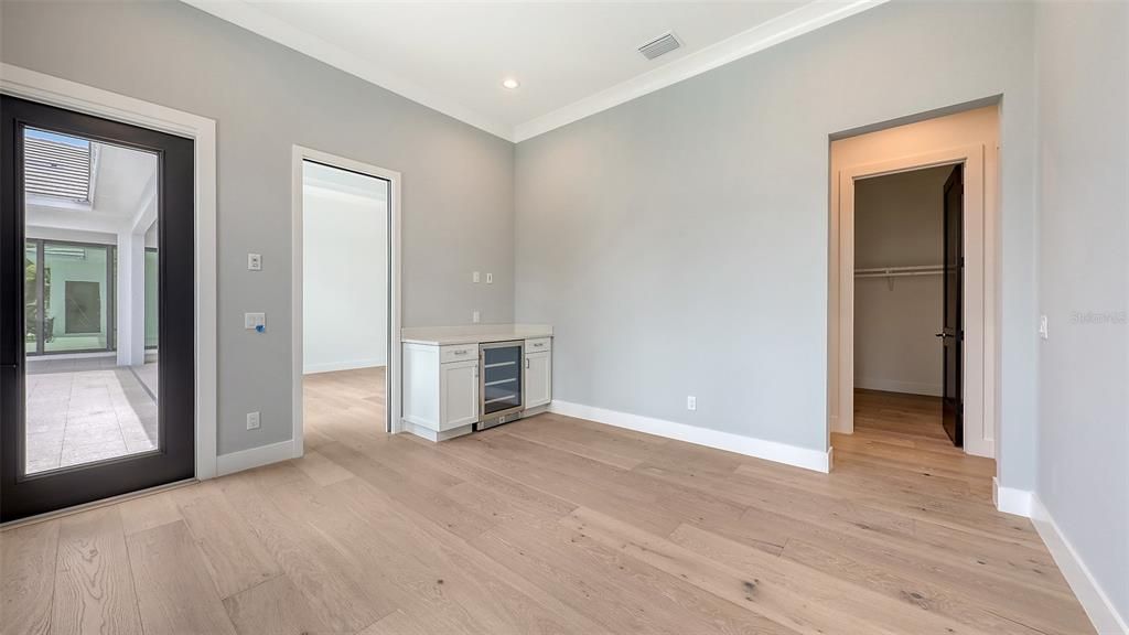 For Sale: $4,925,000 (5 beds, 5 baths, 4022 Square Feet)