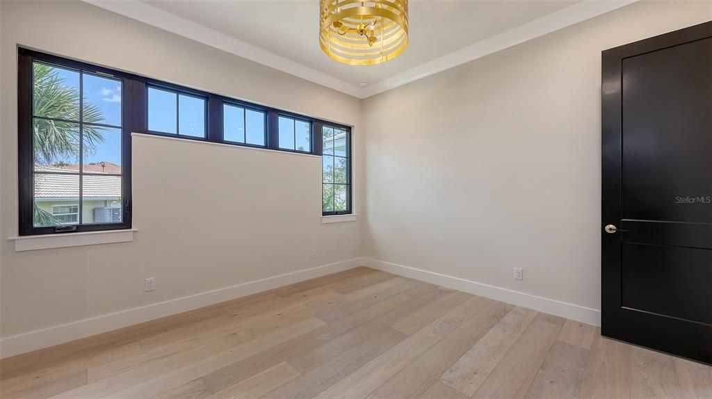 For Sale: $4,925,000 (5 beds, 5 baths, 4022 Square Feet)