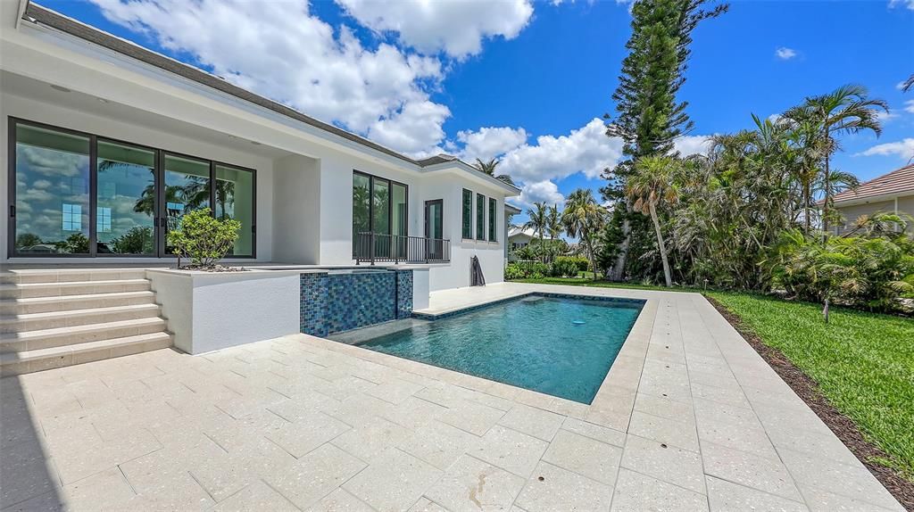 For Sale: $4,925,000 (5 beds, 5 baths, 4022 Square Feet)