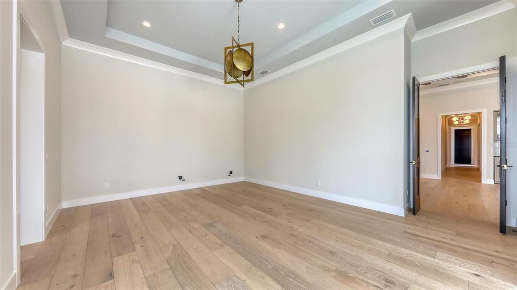 For Sale: $4,925,000 (5 beds, 5 baths, 4022 Square Feet)