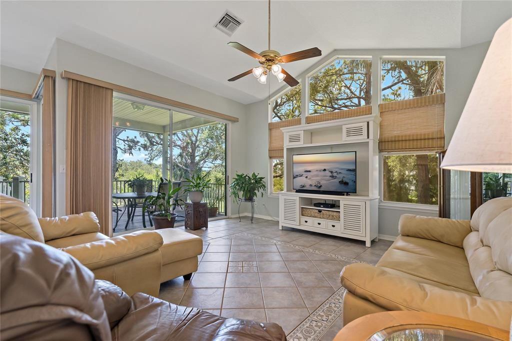 For Sale: $792,000 (3 beds, 2 baths, 2147 Square Feet)