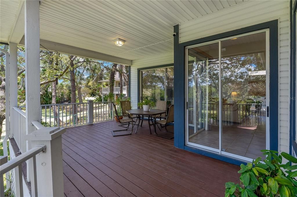 For Sale: $792,000 (3 beds, 2 baths, 2147 Square Feet)