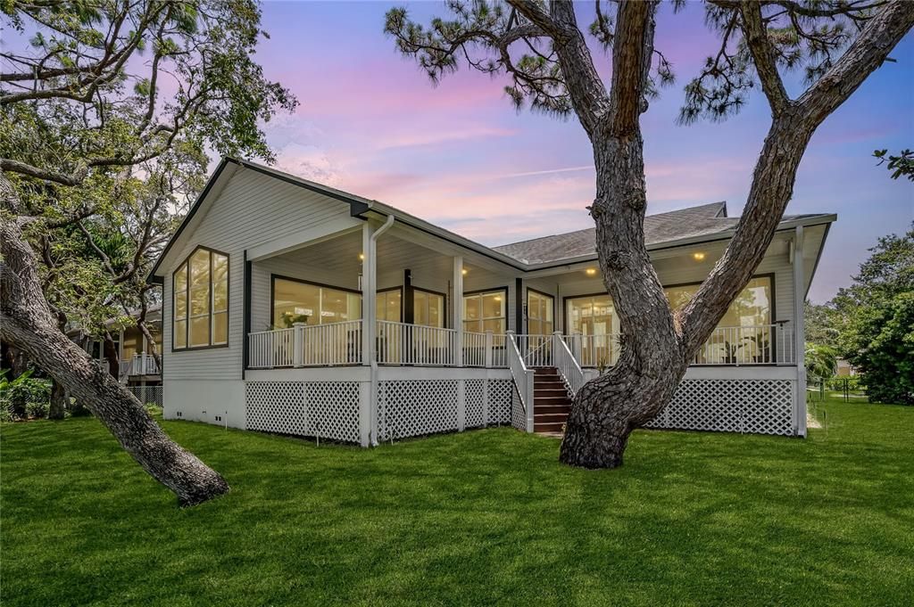 For Sale: $792,000 (3 beds, 2 baths, 2147 Square Feet)