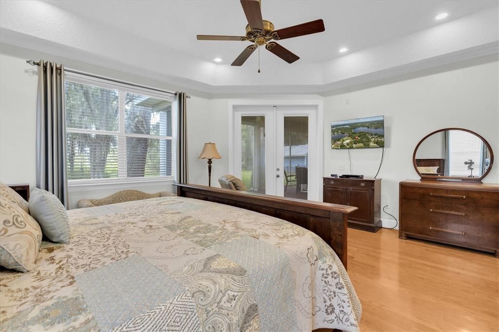 For Sale: $1,100,000 (4 beds, 2 baths, 3367 Square Feet)