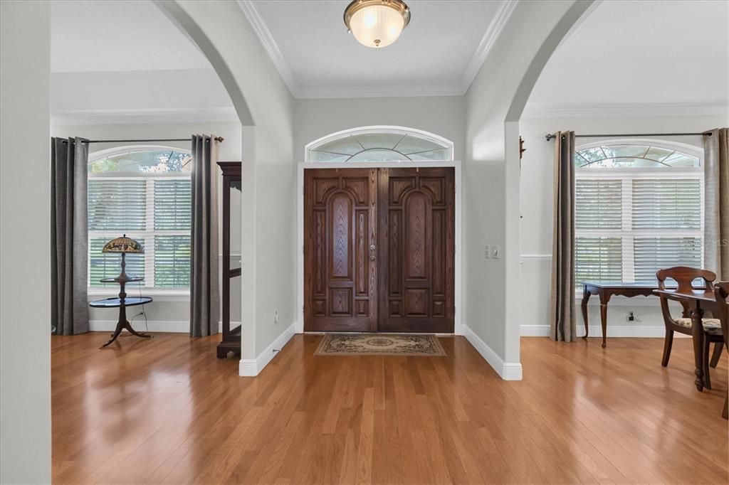 For Sale: $1,100,000 (4 beds, 2 baths, 3367 Square Feet)