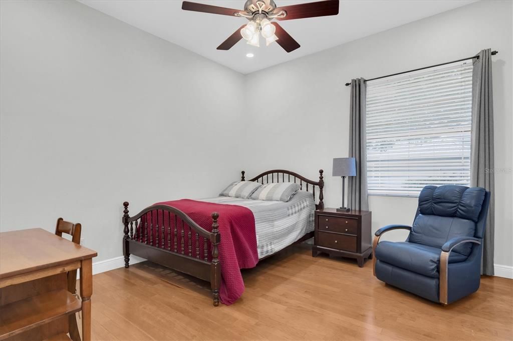 For Sale: $1,100,000 (4 beds, 2 baths, 3367 Square Feet)