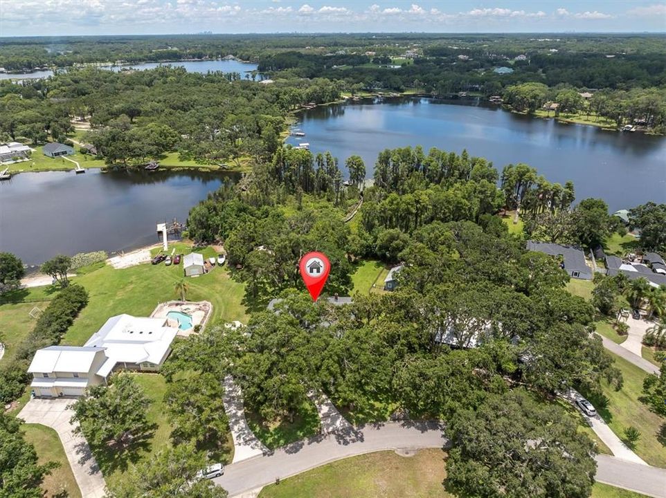 For Sale: $1,100,000 (4 beds, 2 baths, 3367 Square Feet)