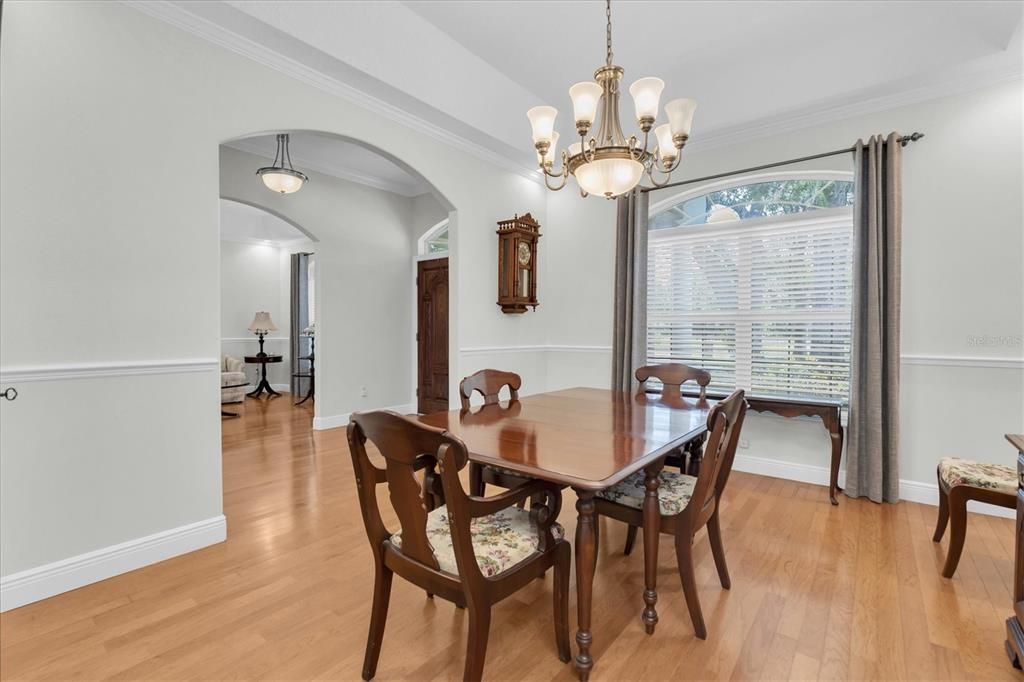 For Sale: $1,100,000 (4 beds, 2 baths, 3367 Square Feet)