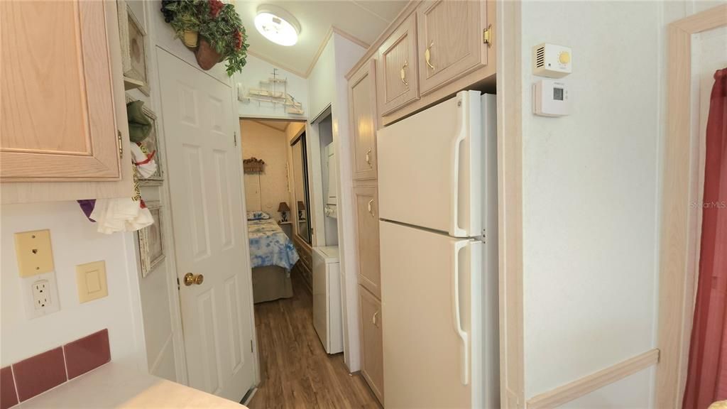 For Sale: $69,000 (1 beds, 1 baths, 393 Square Feet)