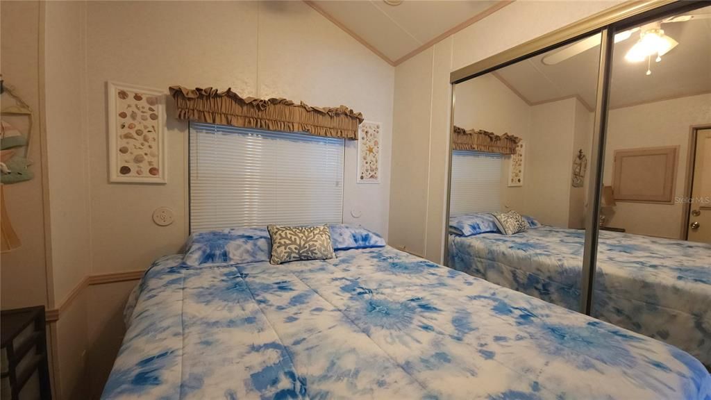 For Sale: $69,000 (1 beds, 1 baths, 393 Square Feet)