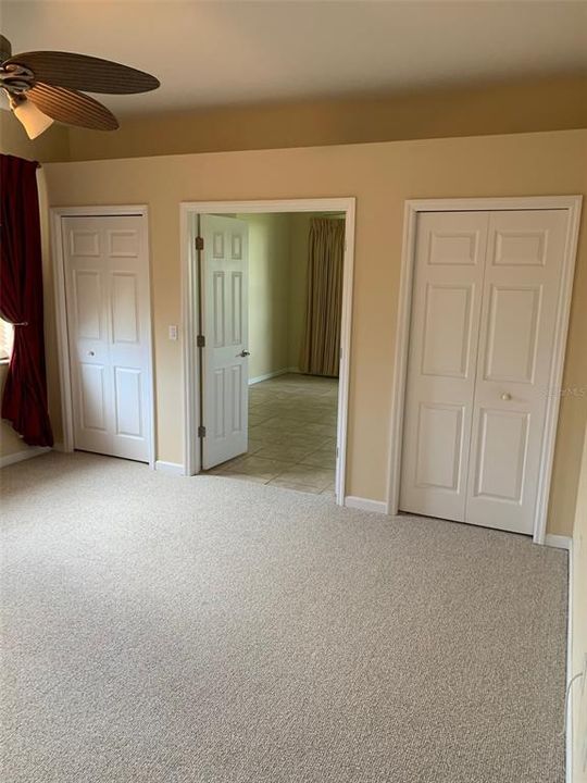 For Sale: $379,000 (3 beds, 2 baths, 2386 Square Feet)