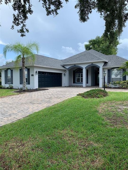 For Sale: $379,000 (3 beds, 2 baths, 2386 Square Feet)