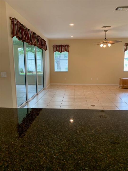 For Sale: $379,000 (3 beds, 2 baths, 2386 Square Feet)