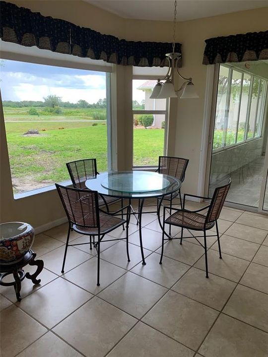 For Sale: $379,000 (3 beds, 2 baths, 2386 Square Feet)