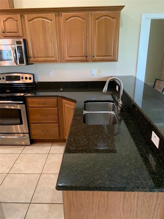 For Sale: $379,000 (3 beds, 2 baths, 2386 Square Feet)