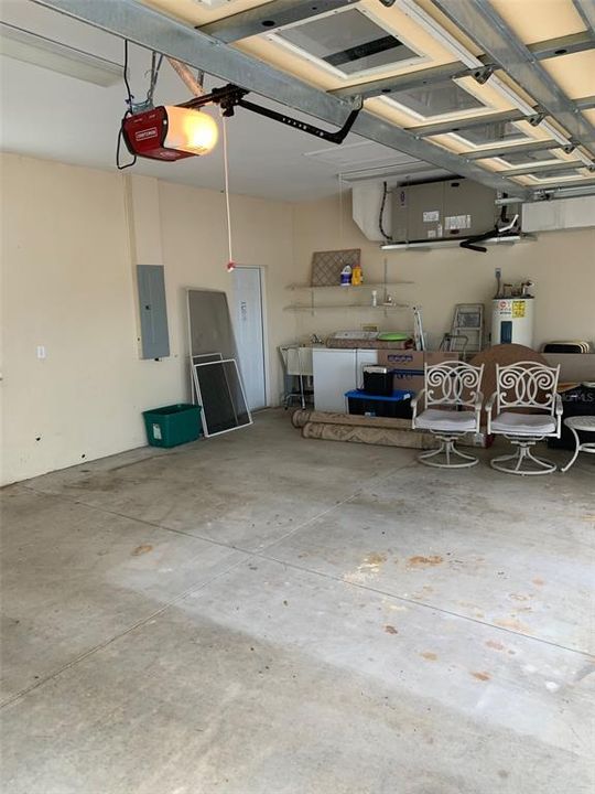 For Sale: $379,000 (3 beds, 2 baths, 2386 Square Feet)